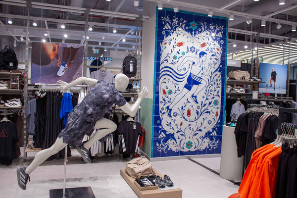Bursa Marka AVM Adidas Mağazası Çini Panoları